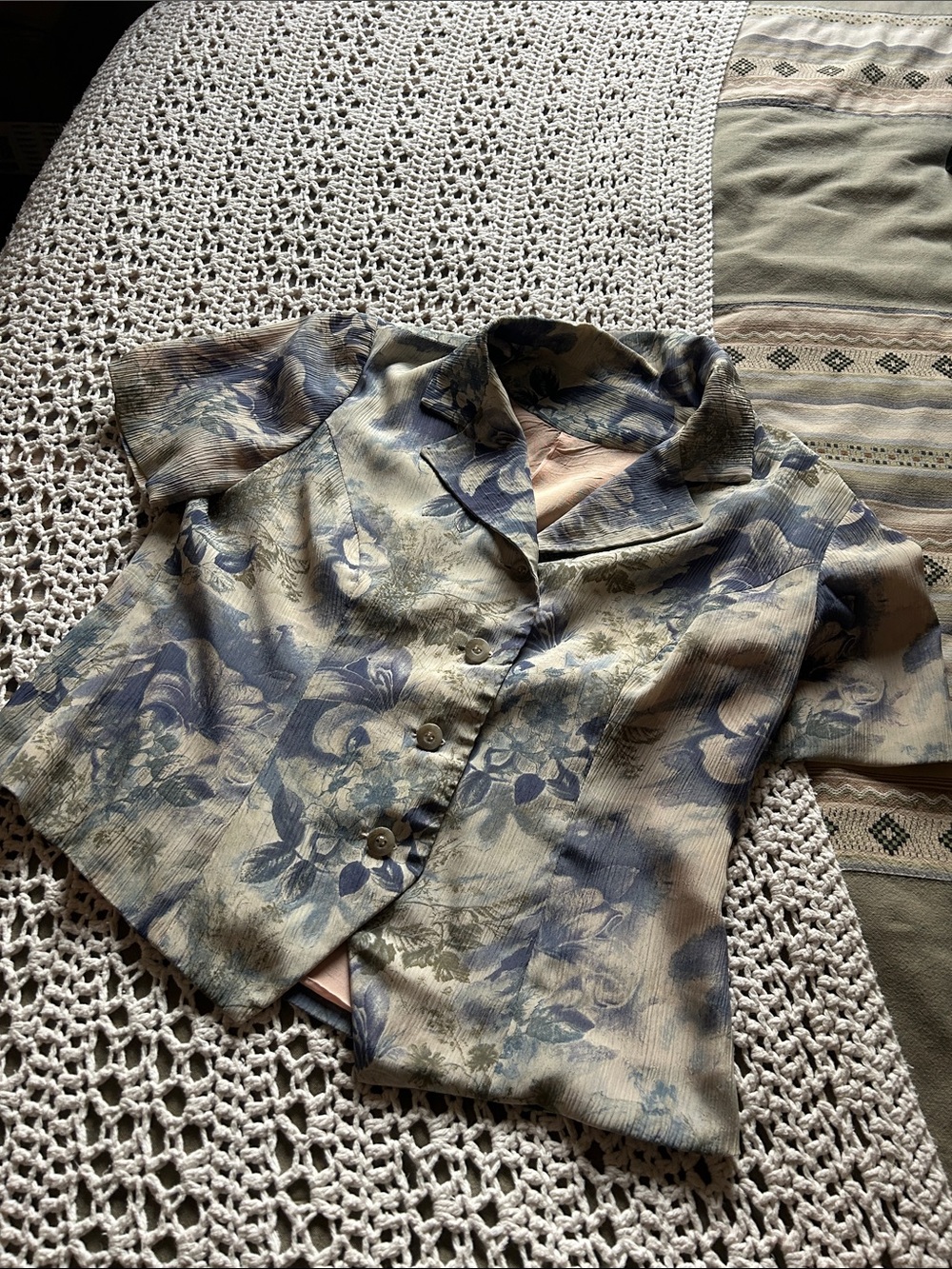 Vintage Floral Button Up Blouse
